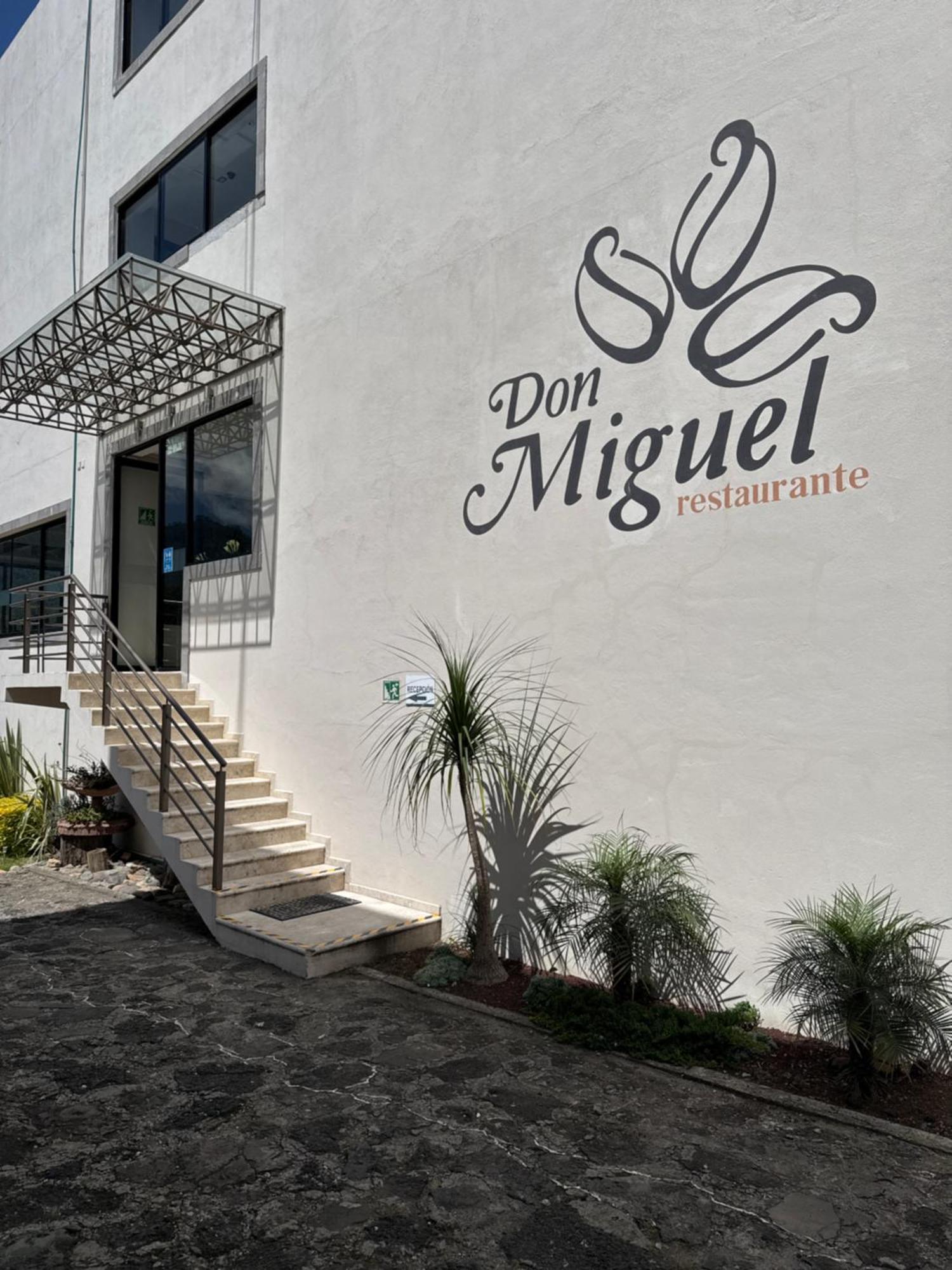 Hotel Suites Don Miguel Tlatlauquitepec Exteriör bild